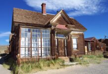 Czy JS jest kompilowany?