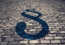 Czy Kodeks spółek handlowych definiuje spółkę prawa handlowego? Czy Kodeks spółek handlowych definiuje spółkę prawa handlowego?