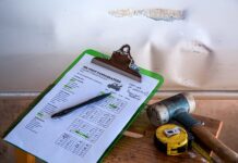 Do jakich kosztów należą wypłaty odszkodowań i świadczeń?